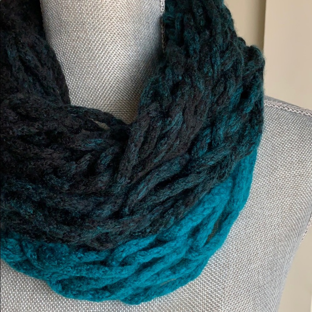 Black & Teal Handmade Arm Knit Infinity Scarf